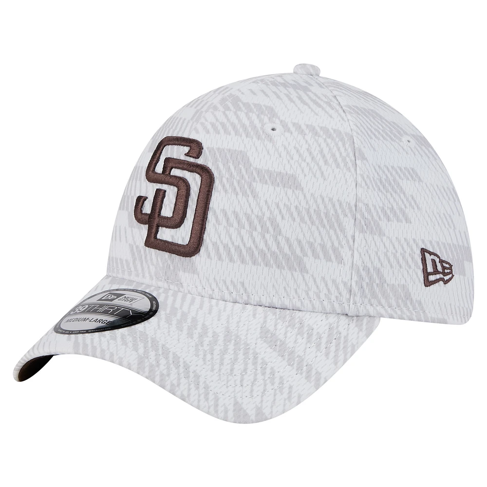 Men's New Era White San Diego Padres Graded 39THIRTY Flex Hat