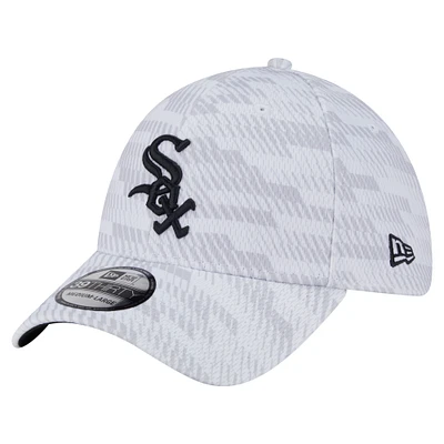 Men's New Era White Chicago Sox Graded 39THIRTY Stretch Fit Hat