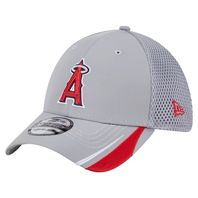 Men's New Era Gray Los Angeles Angels Linear 39THIRTY Flex Hat