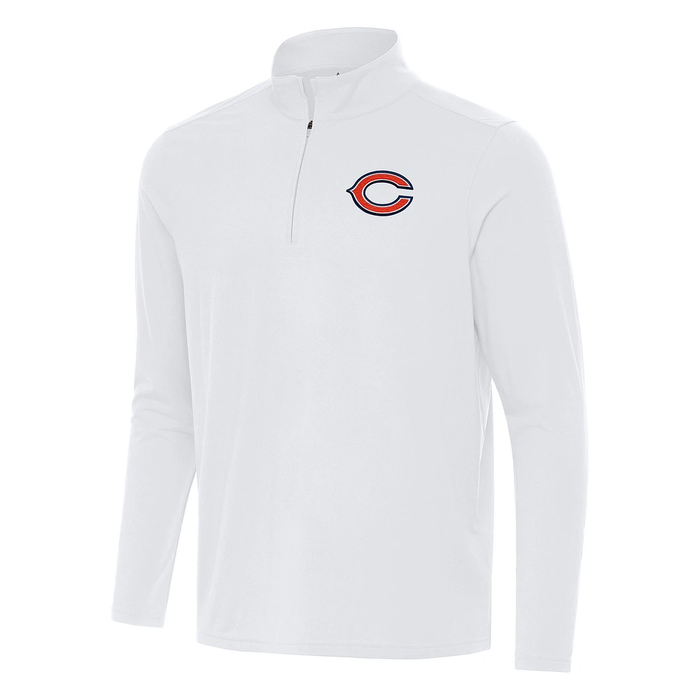 Men's Antigua White Chicago Bears Intent Quarter-Zip Pullover Top