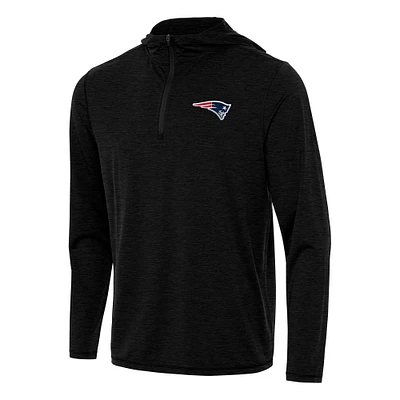 Men's Antigua Heather Black New England Patriots Tidy Quarter-Zip Pullover Hoodie