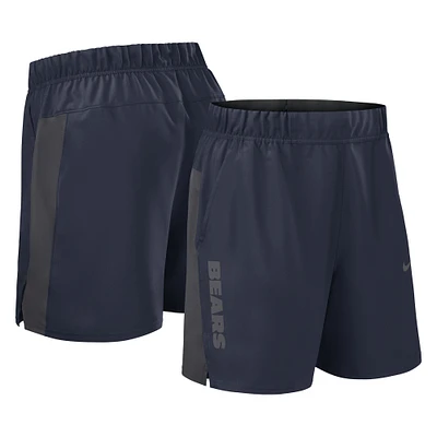 Men's Nike Navy Chicago Bears Woven Victory Performance Shorts