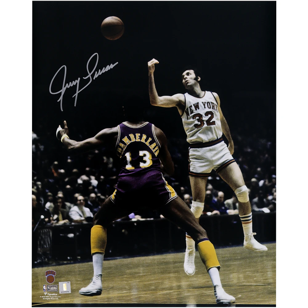 Jerry Lucas New York Knicks Autographed 16" x 20" Passing vs. Los Angeles Lakers Photograph