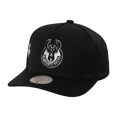 Men's Mitchell & Ness Black Milwaukee Bucks Born To Win Pro Crown Adjustable Hat