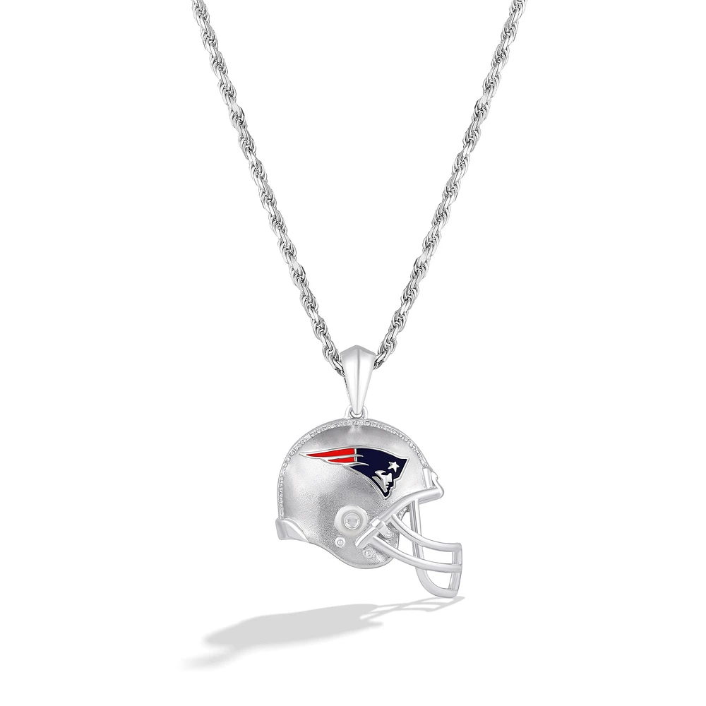 True Fan Silver New England Patriots 1/20 CT. T.W. Diamond Helmet Necklace