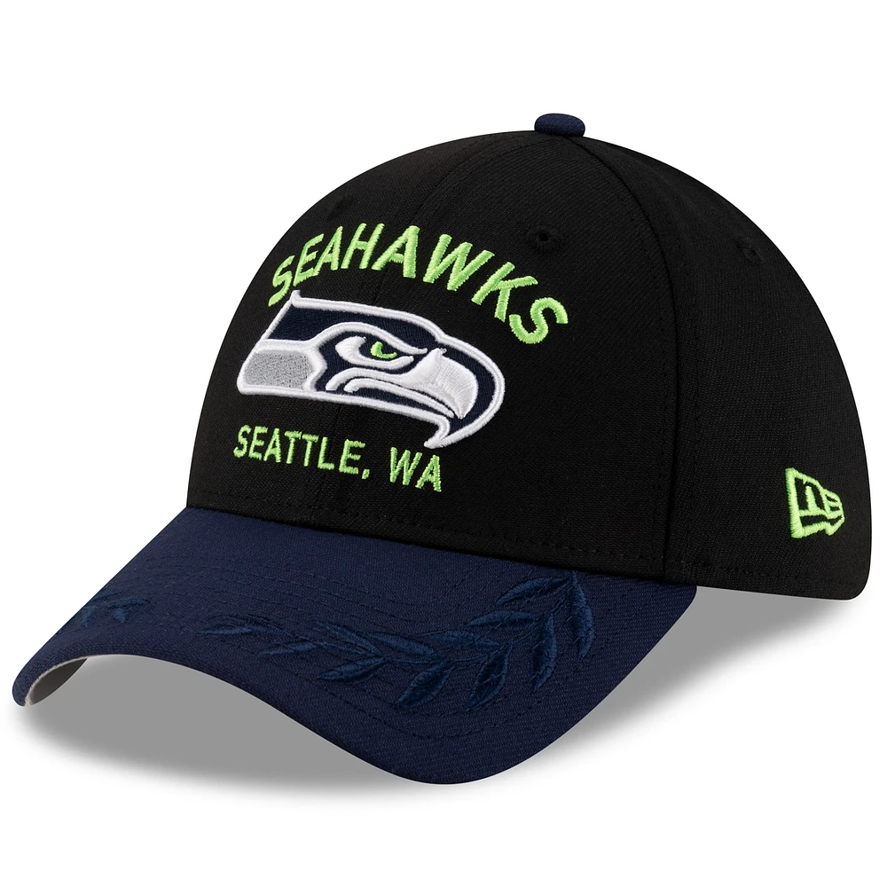 Men's New Era Black/College Navy Seattle Seahawks 2025 NFL Draft 39THIRTY Flex Hat