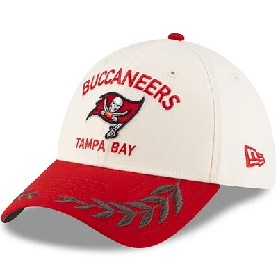 Men's New Era /Red Tampa Bay Buccaneers 2025 NFL Draft 39THIRTY Flex Hat