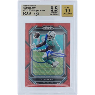 Tyreek Hill Miami Dolphins Autographed 2022 Panini Prizm Red Wave #180 #/149 Beckett Fanatics Witnessed Authenticated 9.5/10 Card