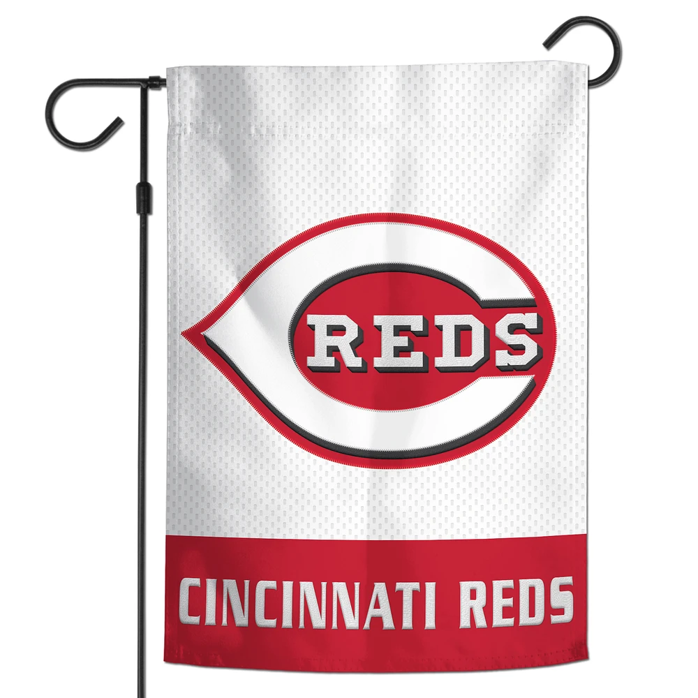 WinCraft Cincinnati Reds 12" x 18" Applique Garden Flag