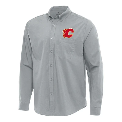 Men's Antigua Gray Calgary Flames Flight Woven Tri-Blend Long Sleeve Button-Down Shirt
