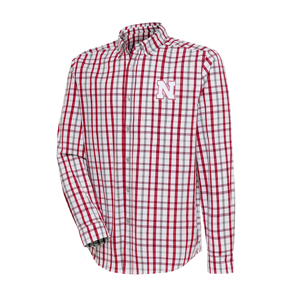 Men's Antigua Scarlet/Gray Nebraska Huskers Tending 2 Button-Down Long Sleeve Shirt
