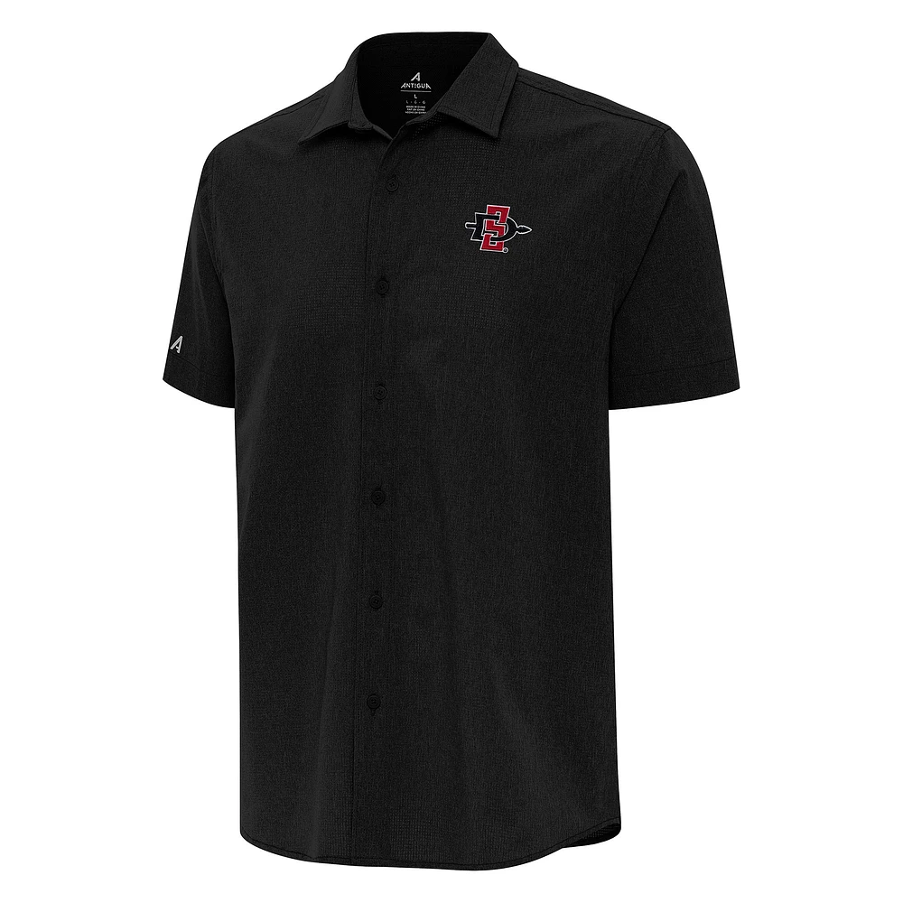 Men's Antigua San Diego State Aztecs Activate Woven Short Sleeve Button-Up Shirt