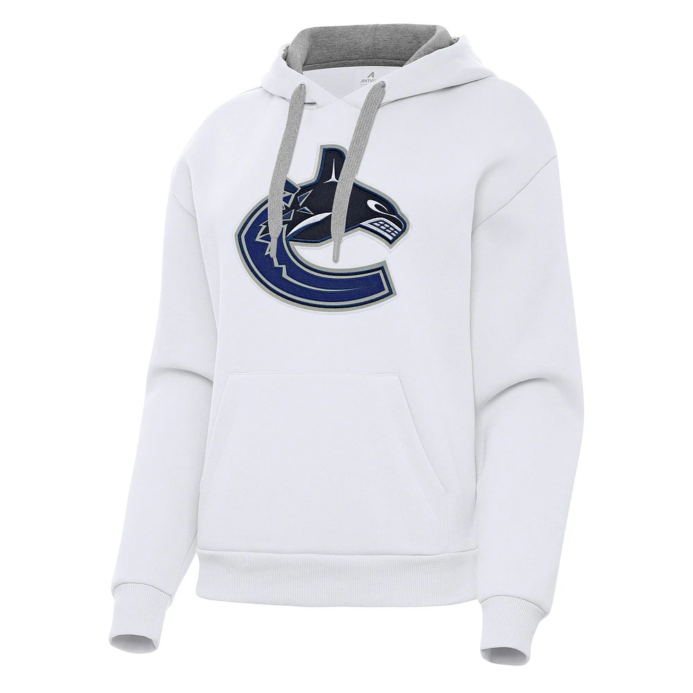 Women's Antigua Vancouver Canucks Victory Pullover Hoodie