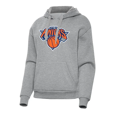 Women's Antigua Heather Gray New York Knicks Victory Pullover Hoodie