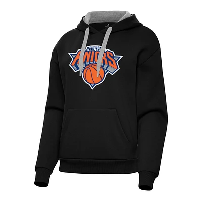 Women's Antigua Black New York Knicks Victory Pullover Hoodie