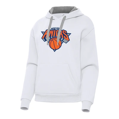 Women's Antigua White New York Knicks Victory Pullover Hoodie