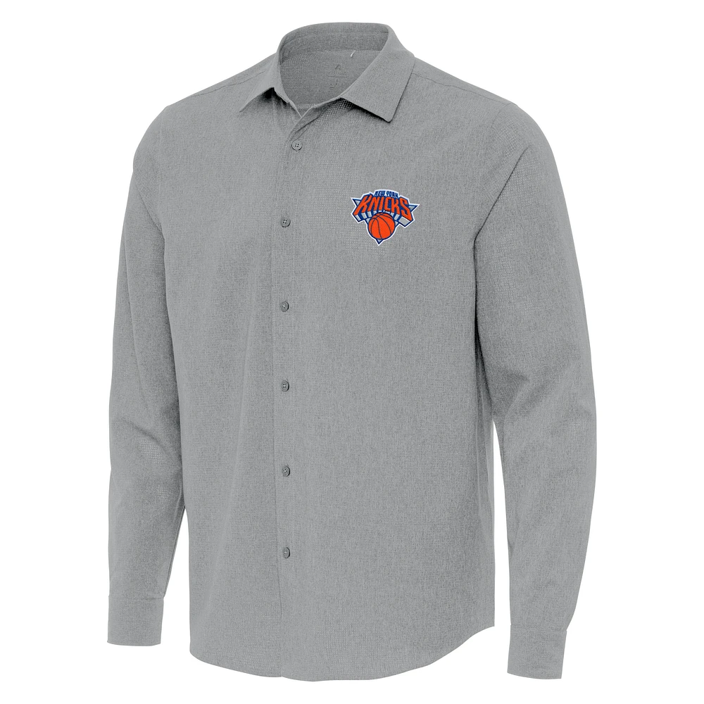 Men's Antigua Gray New York Knicks Exposure Woven Long Sleeve Button-Up Shirt