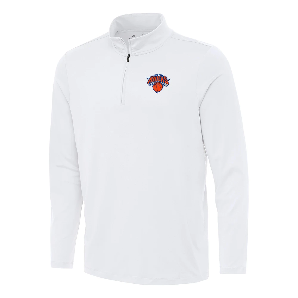 Men's Antigua White New York Knicks Reprocess Quarter-Zip Top