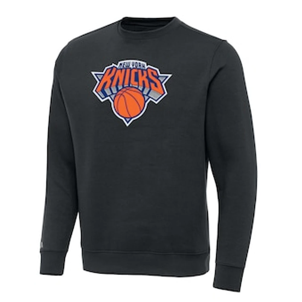 Men's Antigua Charcoal New York Knicks Victory Crewneck Pullover Sweatshirt