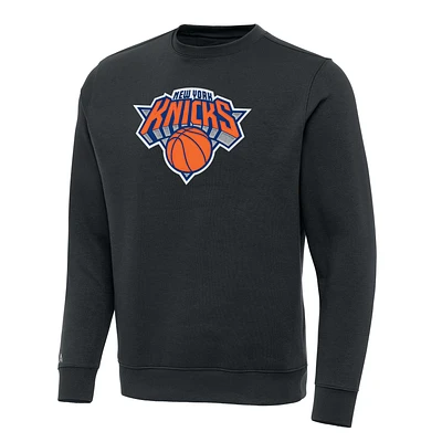 Men's Antigua Charcoal New York Knicks Victory Crewneck Pullover Sweatshirt