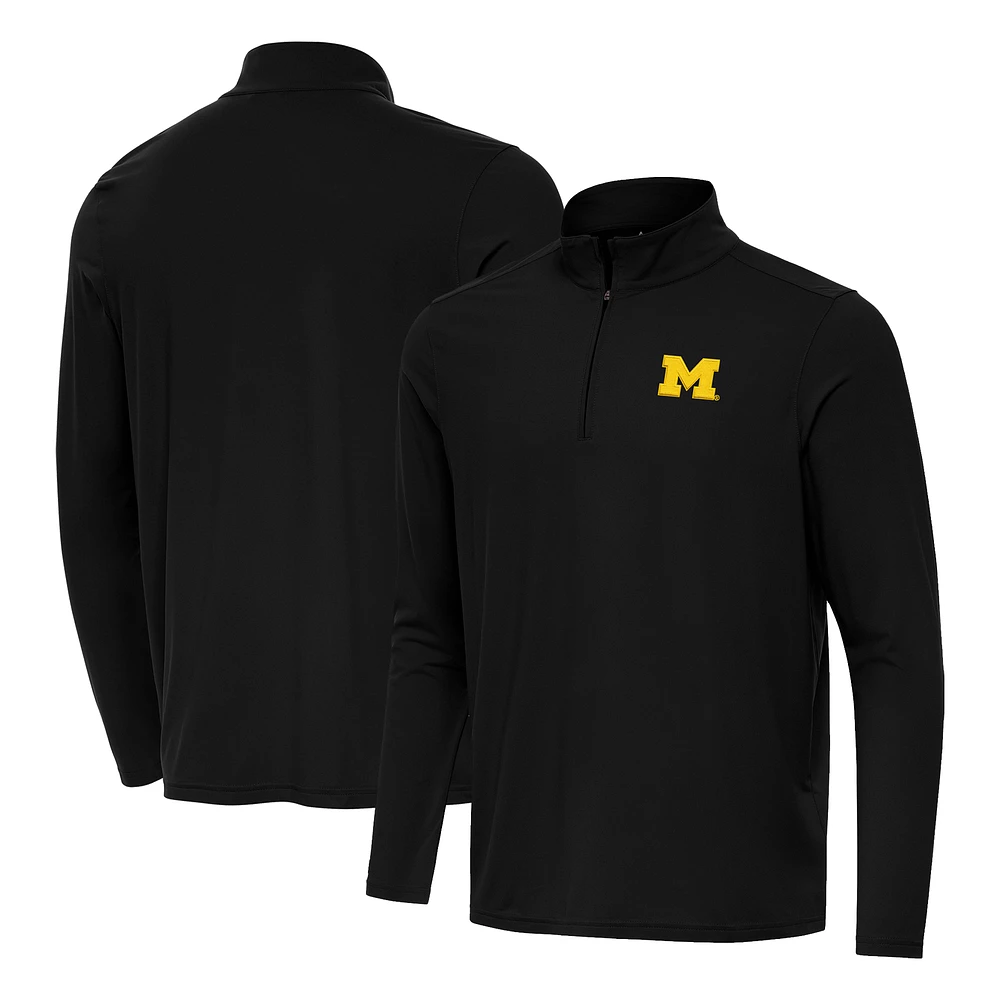 Men's Antigua Michigan Wolverines Intent Quarter-Zip Top