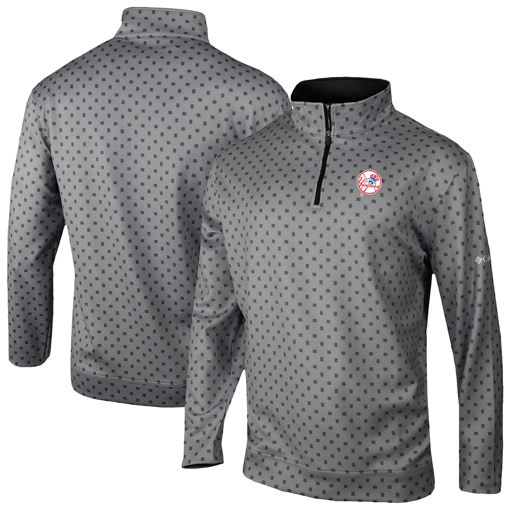 Men's Columbia Gray New York Yankees Wickham Hills Omni-Wick Quarter-Zip Jacket