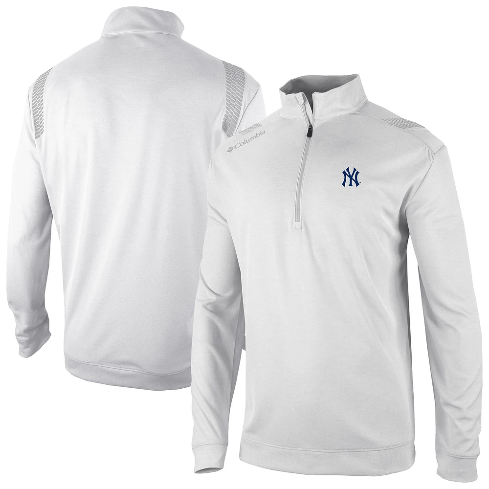 Men's Columbia New York Yankees Oakland Downs Omni-Wick Quarter-Zip Top