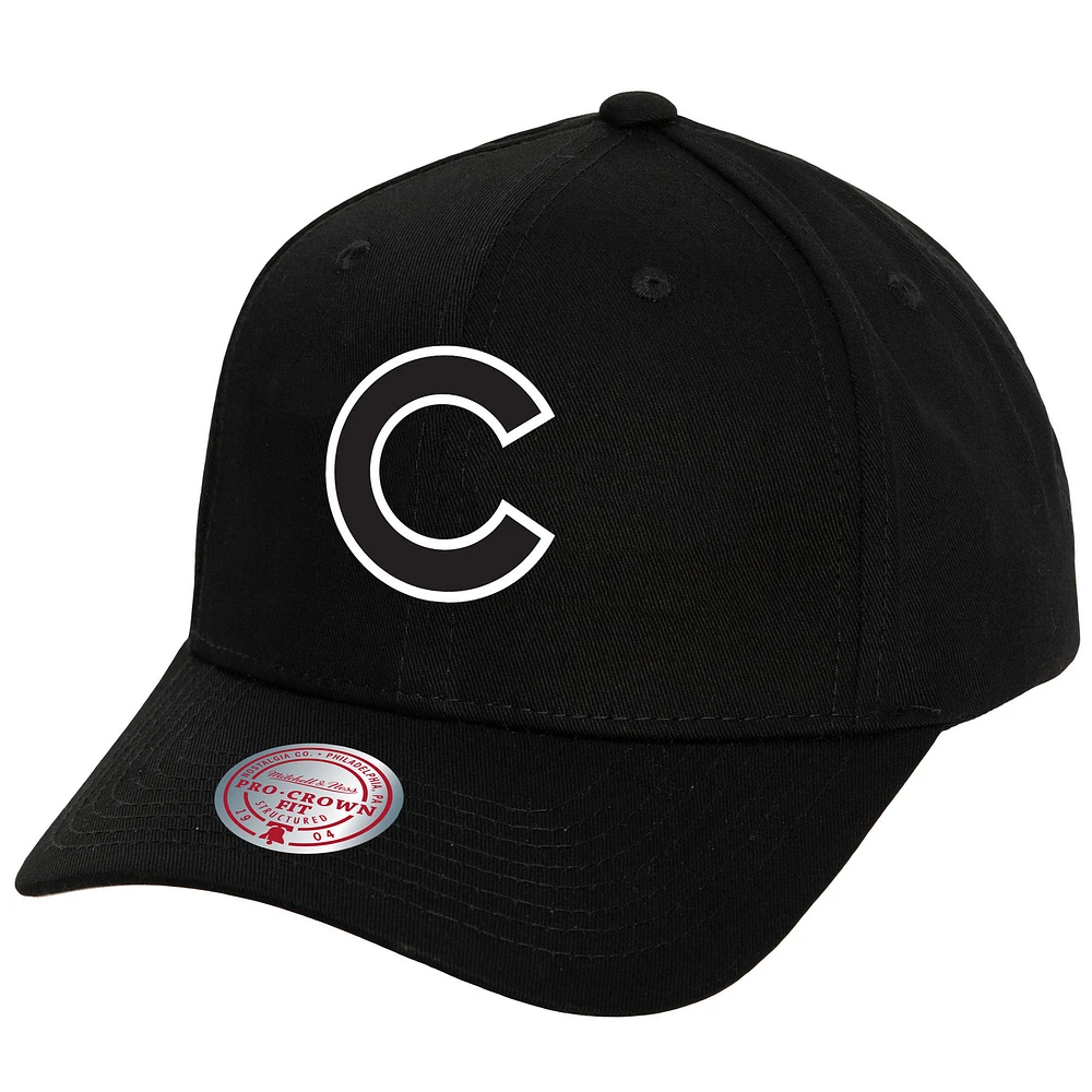 Men's Mitchell & Ness Black Chicago Cubs Cooperstown Collection Panda Pro Snapback Hat