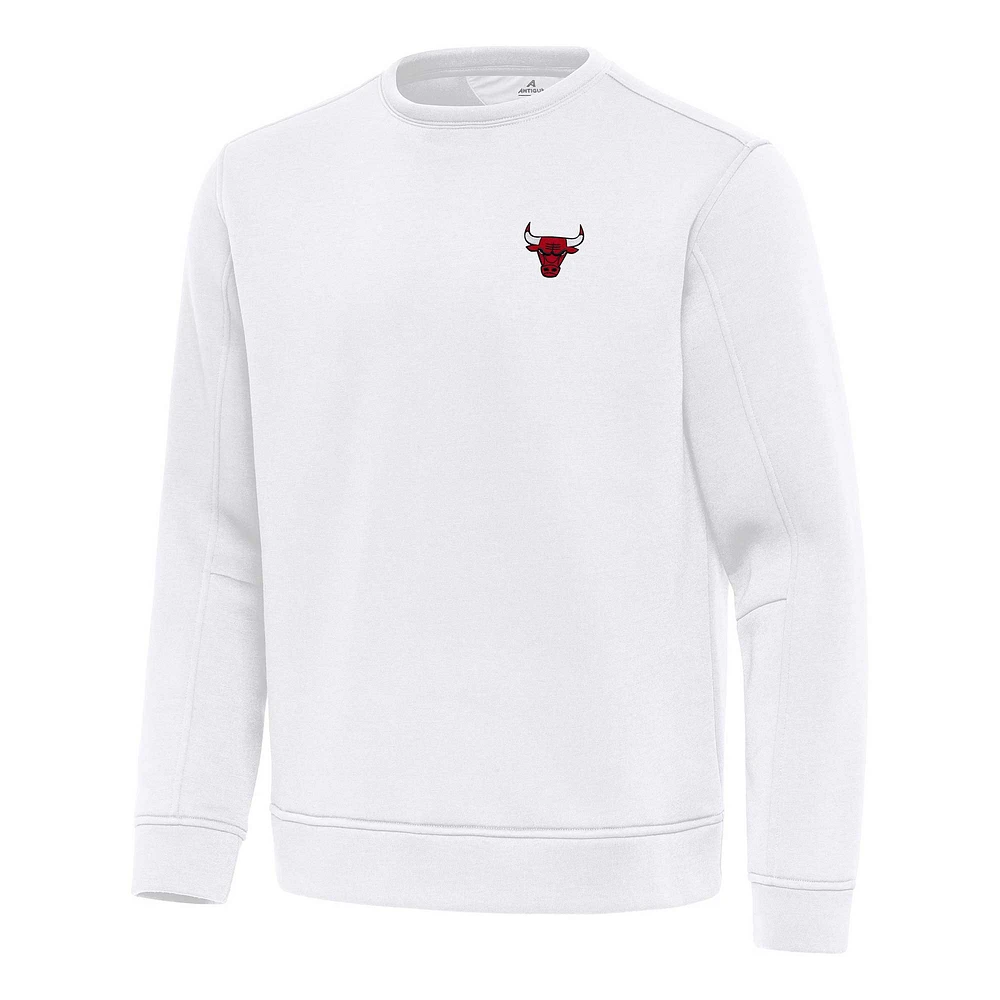 Men's Antigua Chicago Bulls Relevant Pullover Sweatshirt