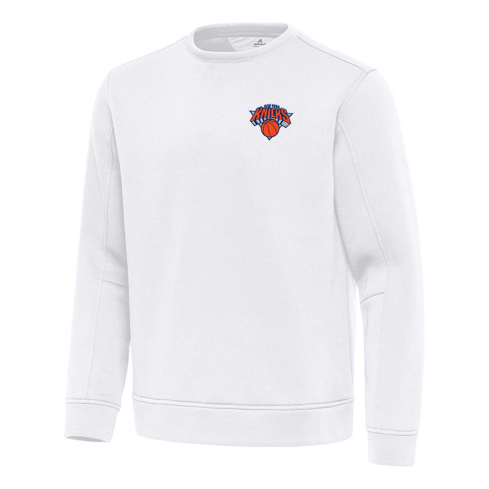 Men's Antigua White New York Knicks Relevant Pullover Sweatshirt