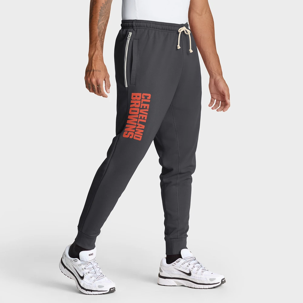 Men's Nike Anthracite Cleveland Browns Sideline Standard Issue Ground Game Dri-FIT Taper Pants