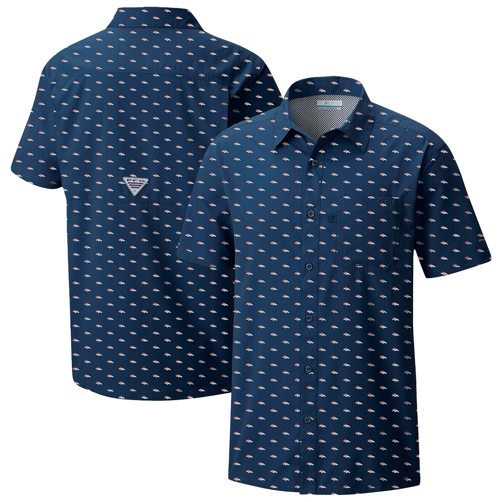Men's Columbia Navy Denver Broncos Super Slack Tide Omni-Wick Micro Print Button-Up Shirt