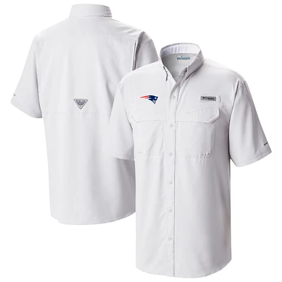 Men's Columbia New England Patriots Low Drag Offshore Omni-Wick Button-Up Shirt