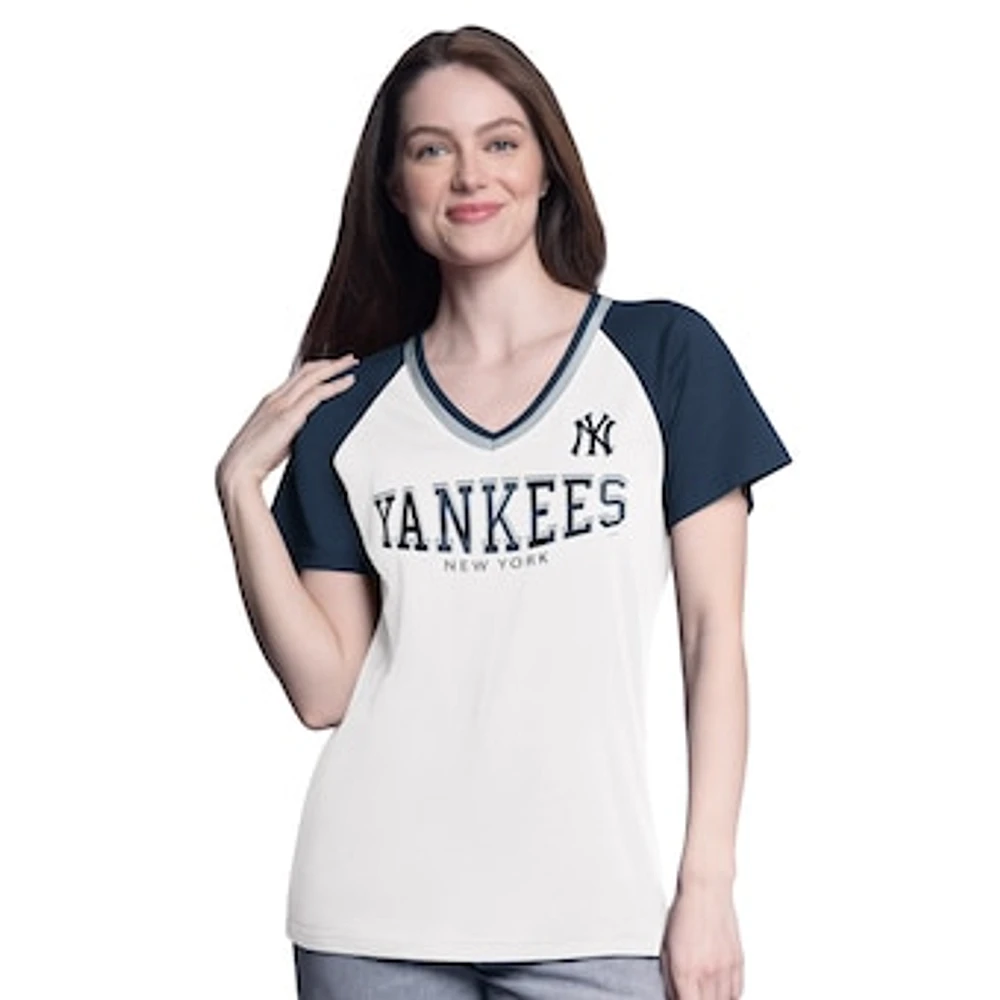 Women's G-III 4Her by Carl Banks White/Navy New York Yankees Ball Park Raglan V-Neck T-Shirt