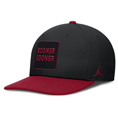 Men's Jordan Brand Black/Crimson Oklahoma Sooners 2025 Sideline Campus Pro Local Snapback Hat