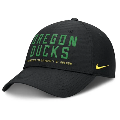 Men's Nike Black Oregon Ducks 2025 On-Field Gameday Club Adjustable Hat