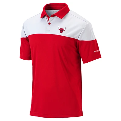 Men's Columbia Chicago Bulls Omni-Wick Best Ball Polo