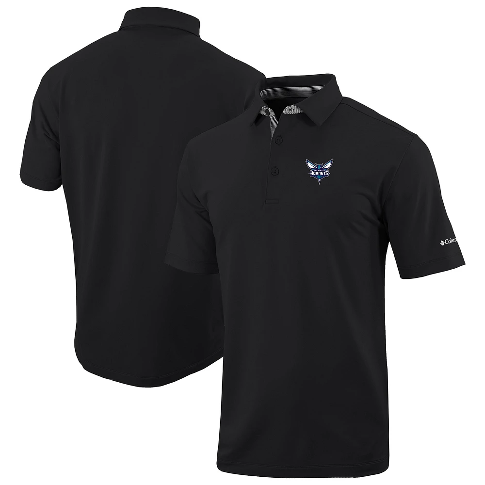 Men's Columbia Black Charlotte Hornets Omni-Wick Even Lie Polo