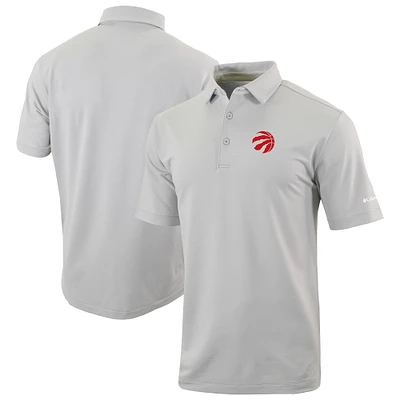 Men's Columbia Gray Toronto Raptors Omni-Wick Even Lie Polo