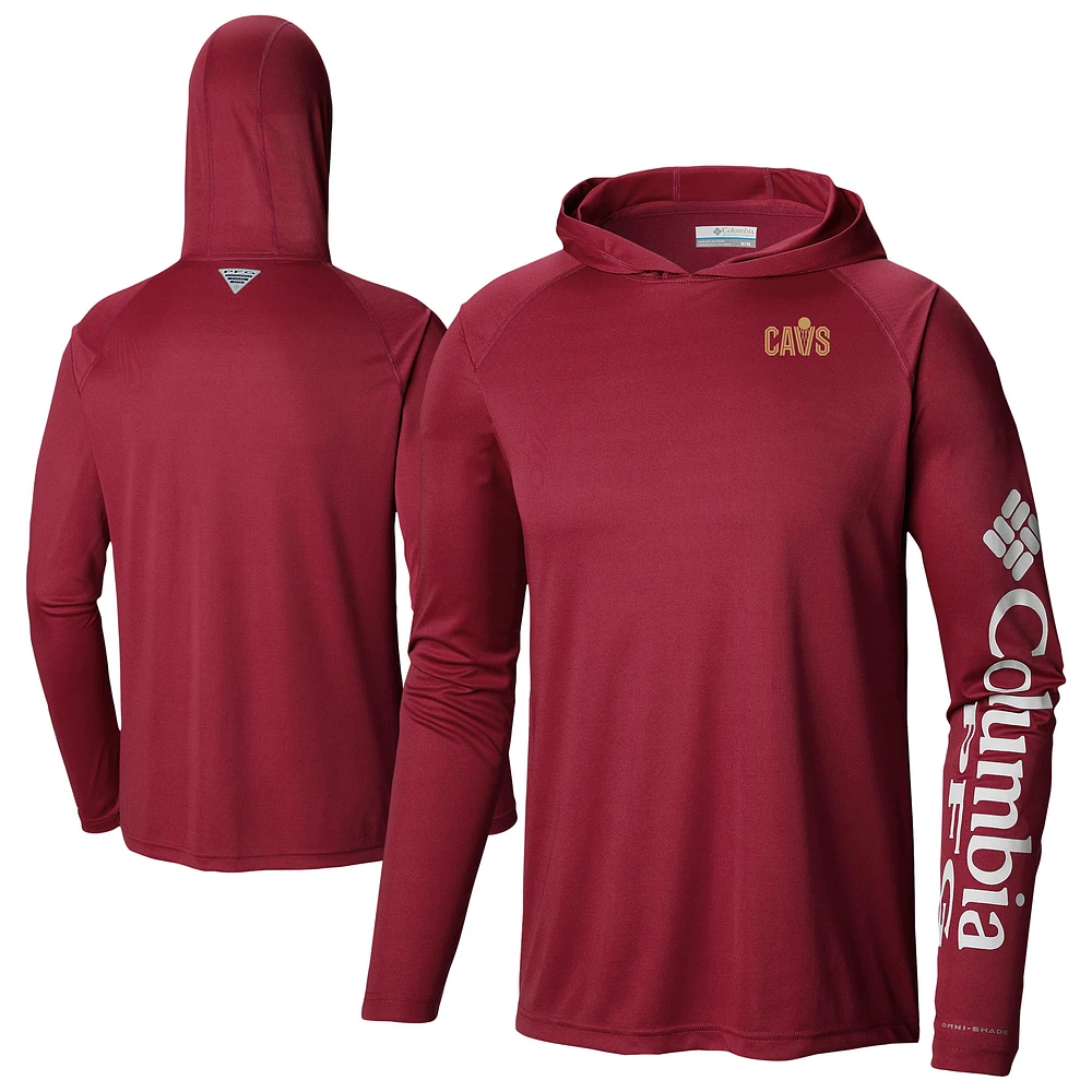 Men's Columbia Wine Cleveland Cavaliers Terminal Tackle Long Sleeve Hoodie T-Shirt