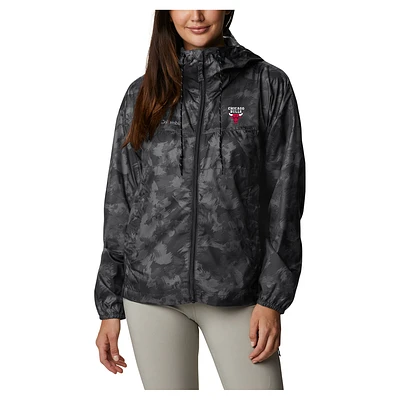 Women's Columbia Black Chicago Bulls Flash Challenger II Omni-Shade Full-Zip Windbreaker Jacket