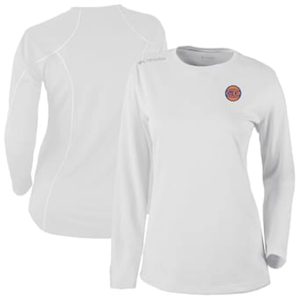 Men's Columbia White New York Knicks Omni-Wick Shotgun Long Sleeve Top