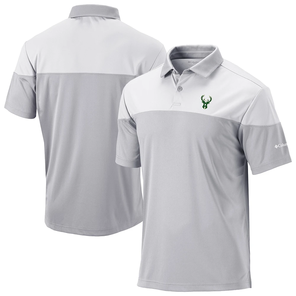 Men's Columbia Milwaukee Bucks Omni-Wick Best Ball Polo