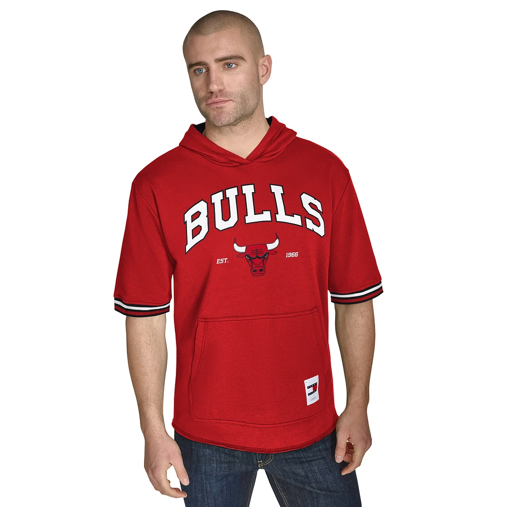 Men's Tommy Jeans Red Chicago Bulls Paul French Terry Short Sleeve Pullover Hoodie