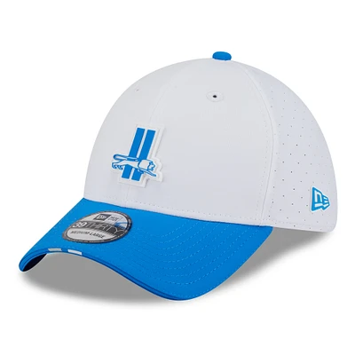 Men's New Era White/Blue Detroit Lions 2025 NFL Training Camp Throwback Logo 39THIRTY Flex Hat