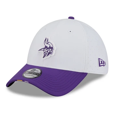 Men's New Era White/Purple Minnesota Vikings 2025 NFL Training Camp 39THIRTY Flex Hat