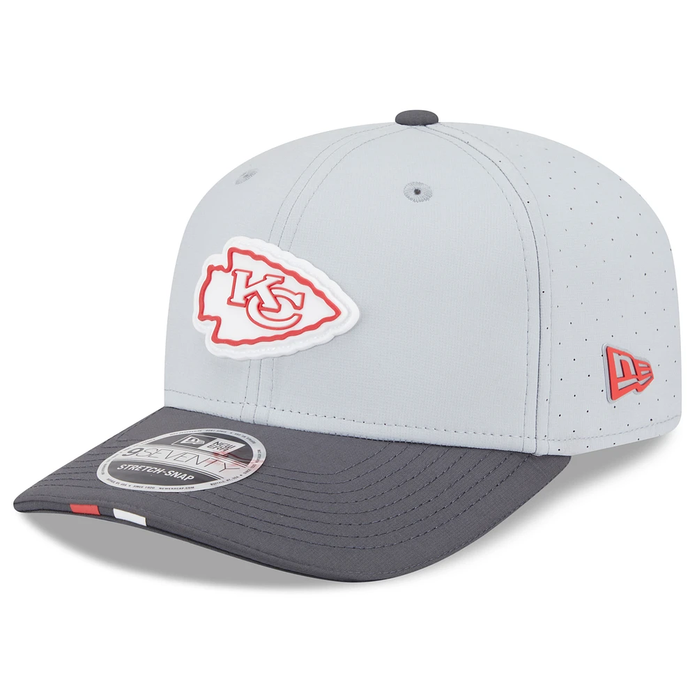 Men's New Era Gray/Graphite Kansas City Chiefs 2025 NFL Training Camp 9SEVENTY Adjustable Hat