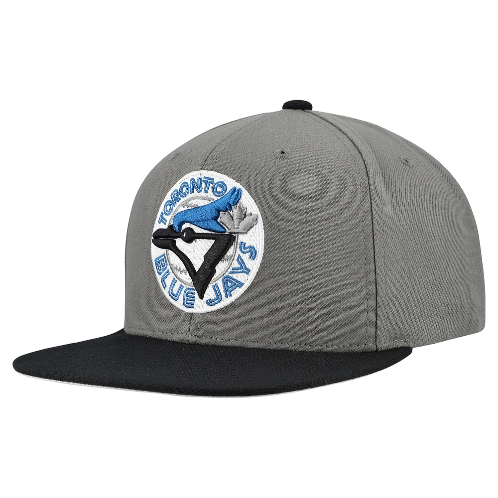 Men's Mitchell & Ness Gray Toronto Blue Jays Cooperstown Collection Basic Flip Snapback Hat
