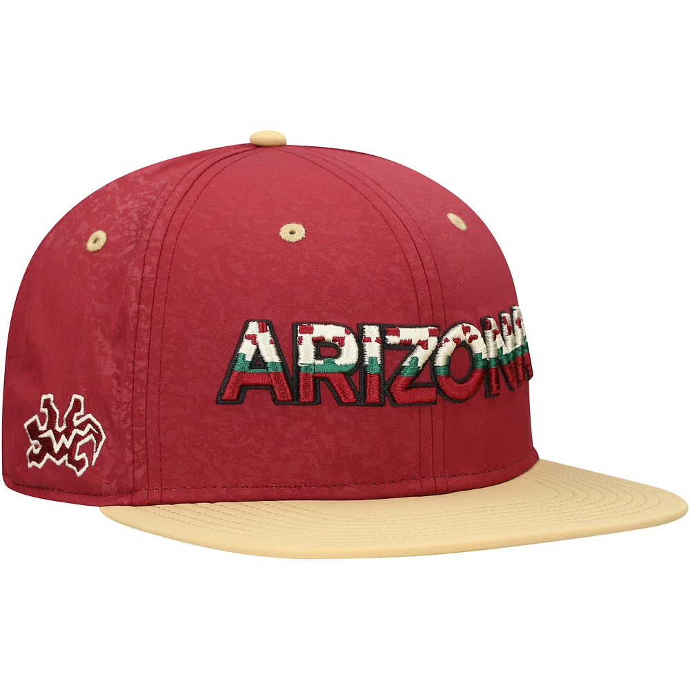 Men's Fanatics Garnet/Gold Arizona Coyotes Vintage Hockey Alternate Logo Snapback Hat