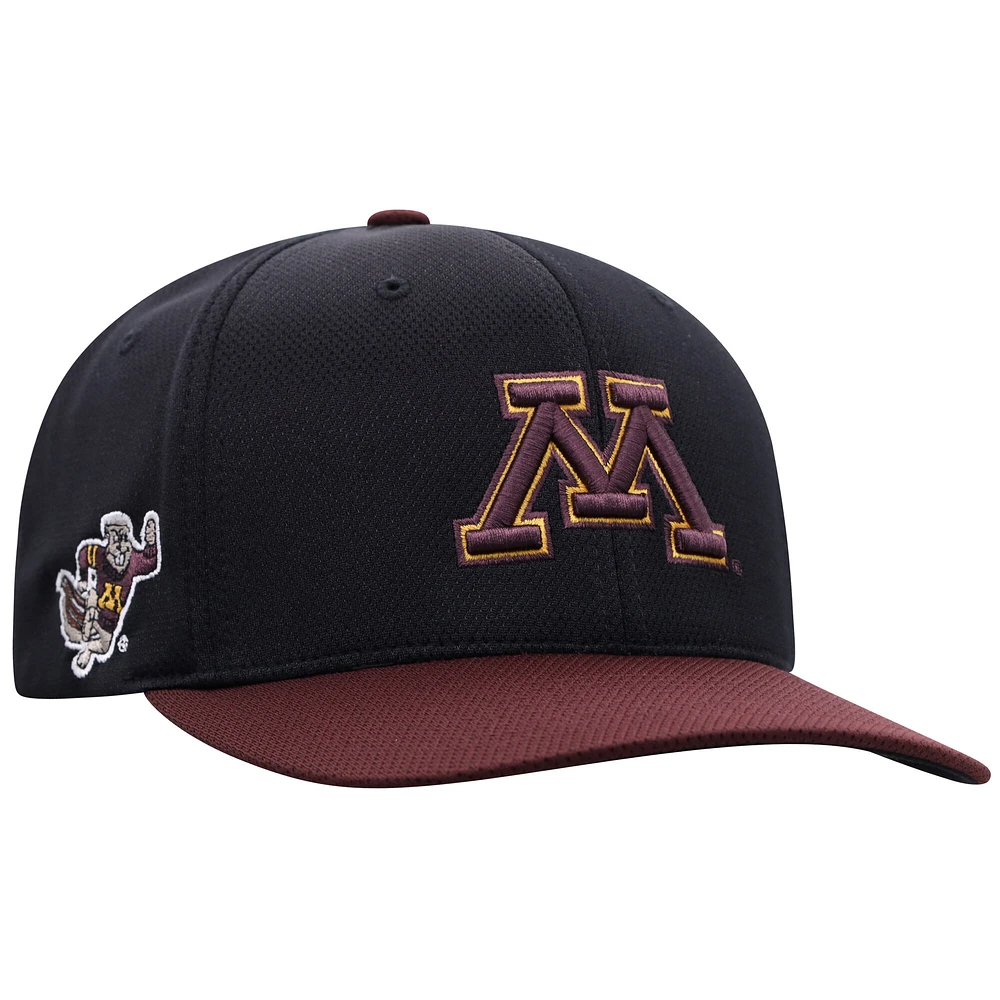 Men's Top of the World Black Minnesota Golden Gophers Reflex Fitted Hat